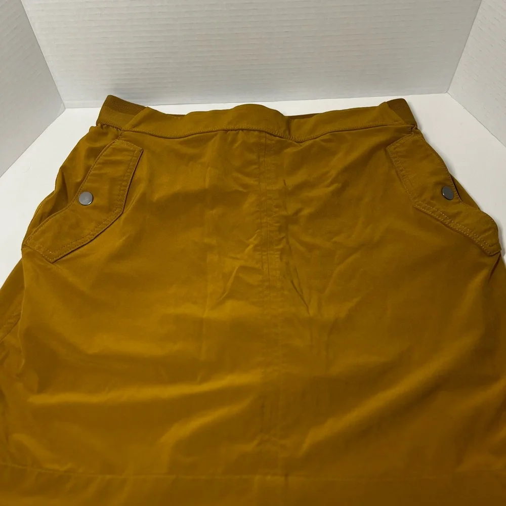 Athleta Brass Mustard Vienna Cargo Commuting skort